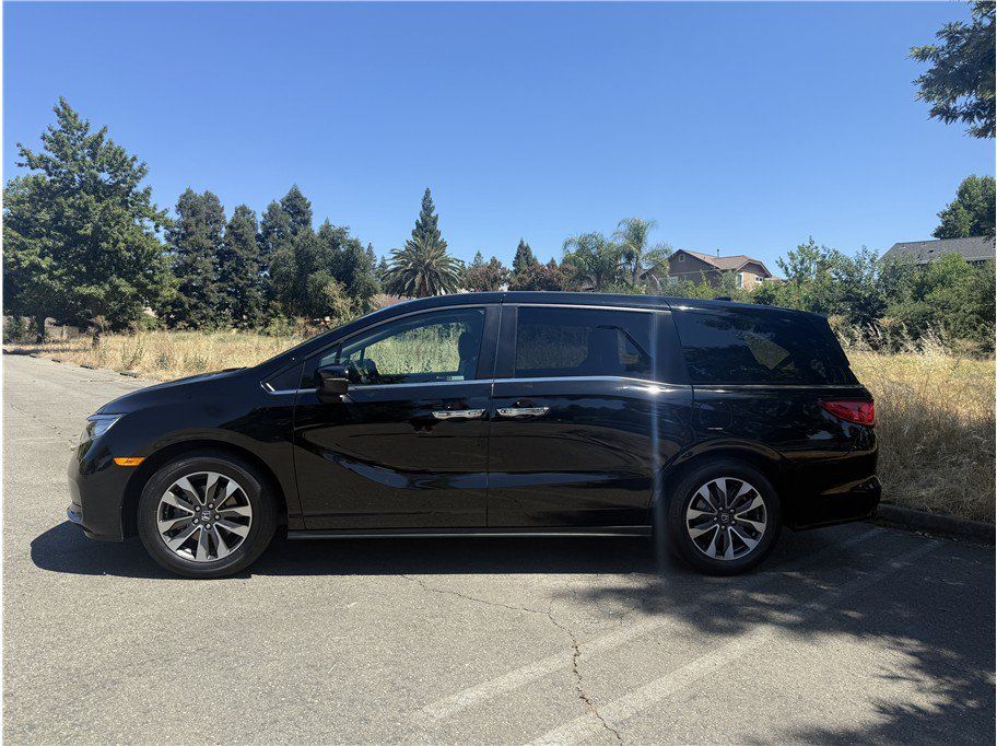 Used 2023 Honda Odyssey EX-L image 8