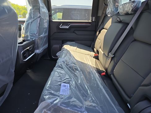 New 2026 GMC Sierra 3500 Denali w/ Denali Reserve Package AWD/4WD image 14