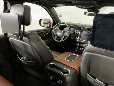 Used 2023 GMC Yukon XL Denali Ultimate AWD/4WD image 35