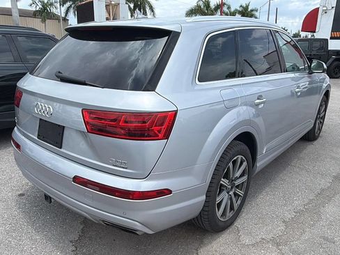 Used 2017 Audi Q7 3.0T Premium Plus w/ Premium Plus Package AWD/4WD image 6
