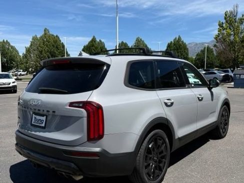 Used 2022 Kia Telluride SX w/ SX Prestige Package AWD/4WD image 6