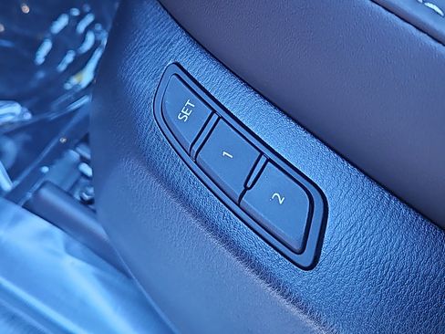 New 2025 MAZDA CX-5 Signature image 13