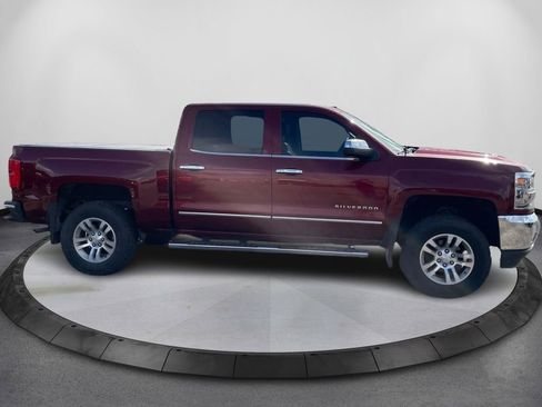 Used 2017 Chevrolet Silverado 1500 LTZ Z71 image 4