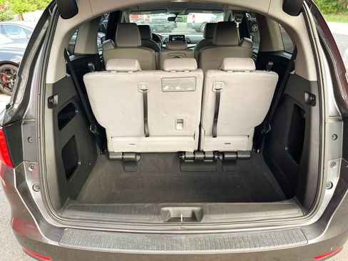 Used 2018 Honda Odyssey EX image 5