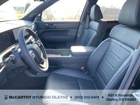 Used 2025 Hyundai Santa Fe Calligraphy AWD/4WD image 4