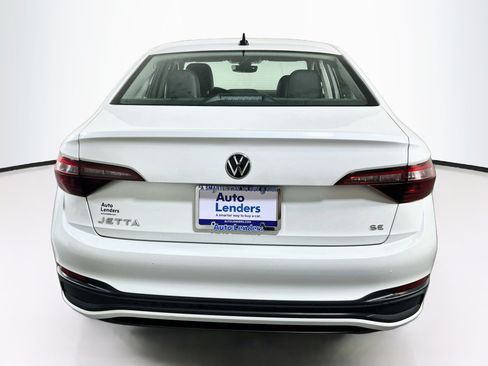 Used 2023 Volkswagen Jetta SE FWD image 6