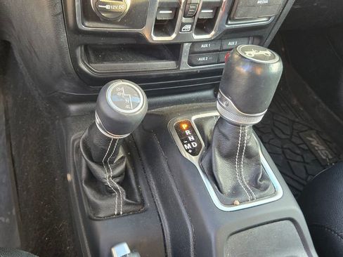 Used 2020 Jeep Wrangler Unlimited Sahara w/ Dual Top Group image 25