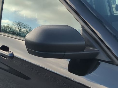 Certified 2021 Ford Explorer XLT w/ Equipment Group 202A image 10