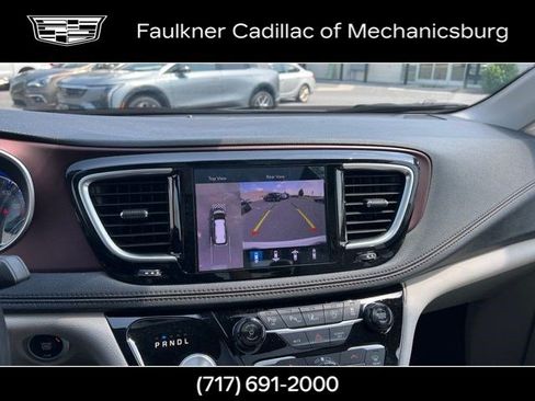 Used 2020 Chrysler Pacifica Limited w/ Advanced Safetytec Group FWD image 31