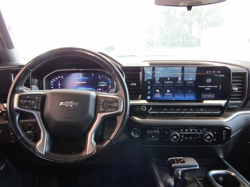 Used 2024 Chevrolet Silverado 1500 RST w/ All Star Edition Plus AWD/4WD image 5