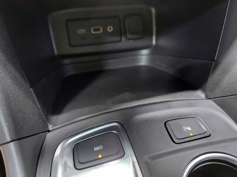 Certified 2022 Chevrolet Equinox LT image 28