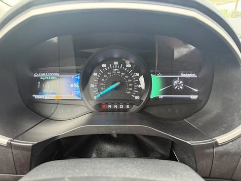 Used 2017 Ford Edge SEL w/ Equipment Group 201A AWD/4WD image 18