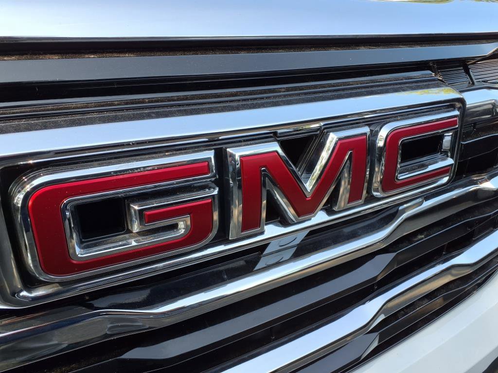 Used 2025 GMC Terrain Elevation AWD/4WD image 5
