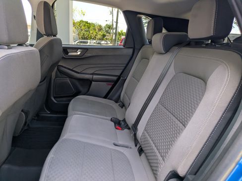 Certified 2021 Ford Escape SE FWD image 14