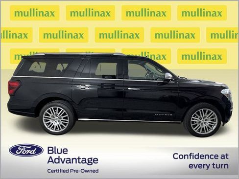 Certified 2022 Ford Expedition Max Platinum image 2
