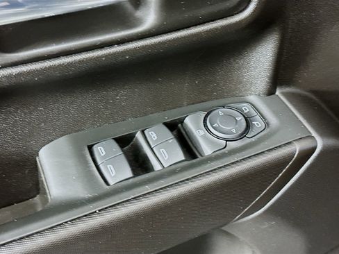 Used 2024 Chevrolet Silverado 1500 Custom image 19
