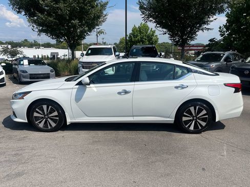 Used 2022 Nissan Altima 2.5 SL FWD image 4