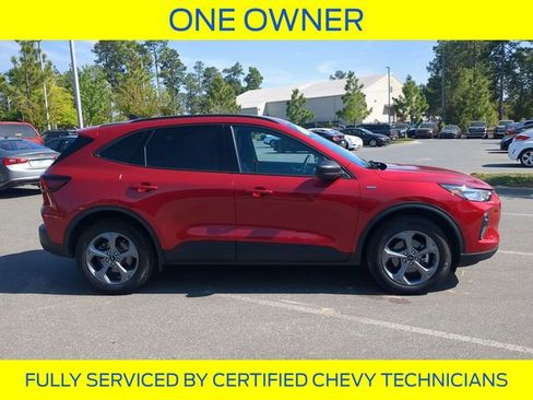 Used 2025 Ford Escape ST-Line AWD/4WD image 4