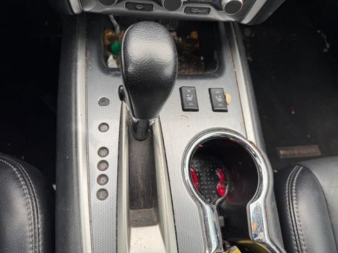 Used 2019 Nissan Pathfinder SL FWD image 19