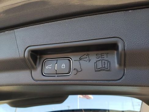 New 2026 Ford Explorer Platinum w/ LUX Leather Package image 9