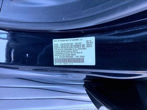 Used 2017 Honda Ridgeline RTL-E image 29