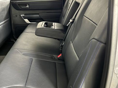 Used 2025 Toyota Tundra Platinum AWD/4WD image 19
