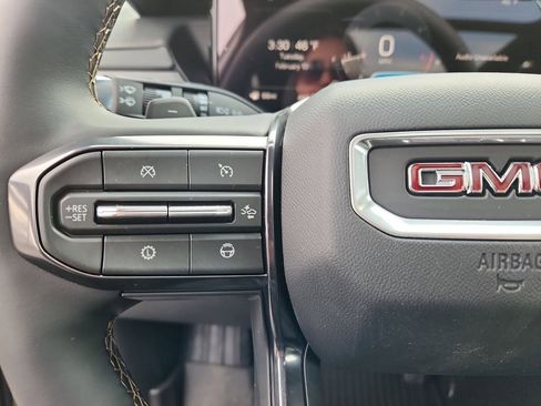 New 2026 GMC Acadia AT4 w/ Super Cruise Package image 13