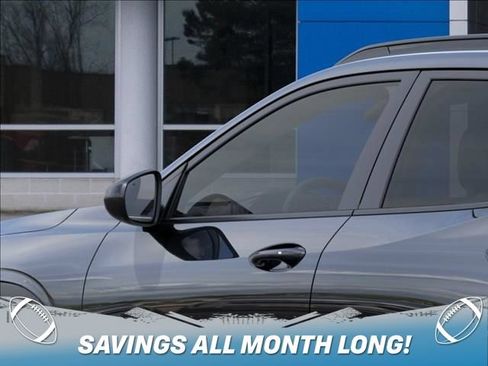 New 2026 Chevrolet Trax RS w/ Sunroof Package FWD image 12