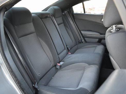 Used 2018 Dodge Charger SXT w/ Blacktop Package image 16