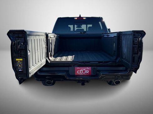 Used 2020 RAM 1500 Laramie w/ Sport Appearance Package image 8