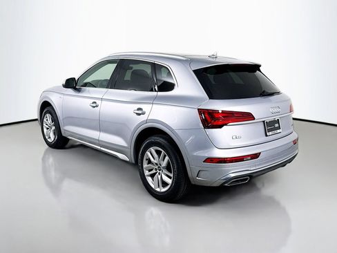 Certified 2023 Audi Q5 2.0T Premium w/ Convenience Package AWD/4WD image 3
