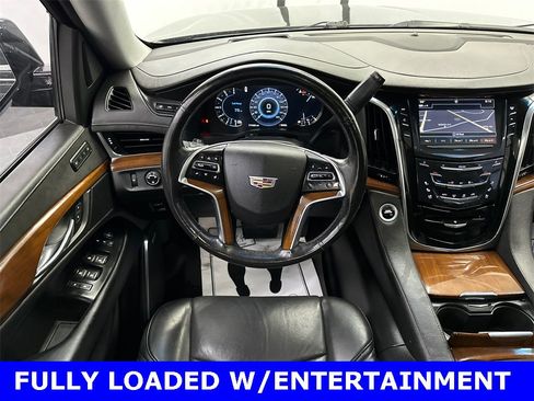 Used 2018 Cadillac Escalade ESV Premium Luxury image 29