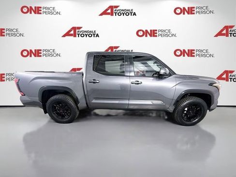 Used 2025 Toyota Tundra Platinum w/ TRD Off-Road Package AWD/4WD image 8