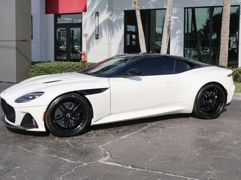 Used 2019 Aston Martin DBS Superleggera RWD image 20