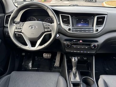 Used 2017 Hyundai Tucson Night FWD image 3