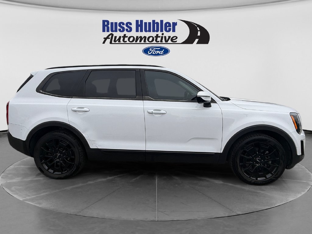 Used 2022 Kia Telluride SX w/ Nightfall Edition Package AWD/4WD image 8
