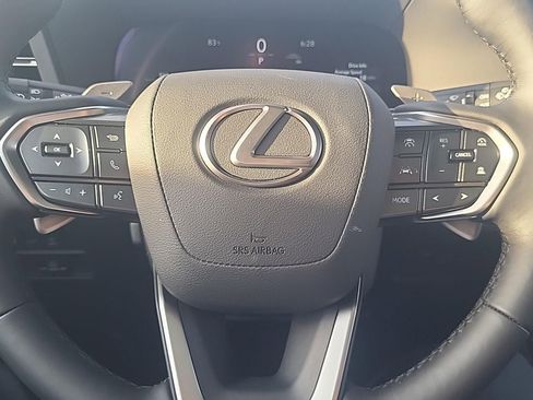 Used 2025 Lexus GX 550 w/ Accessory Package (2T) image 15