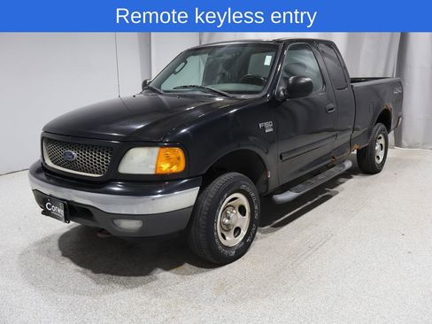 Used 2004 Ford F150 XLT image 2