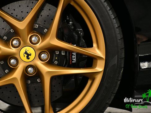 Used 2024 Ferrari Roma Spider RWD image 7