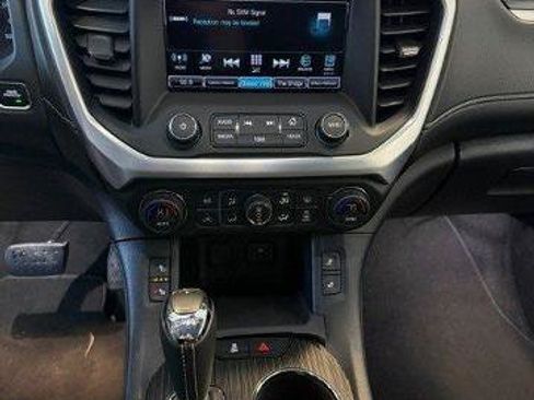 Used 2019 GMC Acadia SLT AWD/4WD image 21