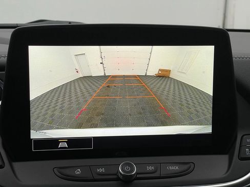 Used 2024 Chevrolet Blazer LT w/ Convenience Package FWD image 4