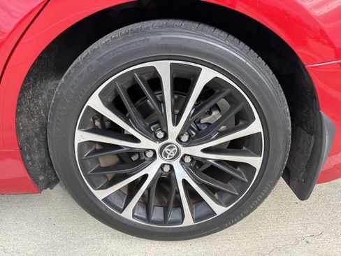 Used 2020 Toyota Camry SE image 23