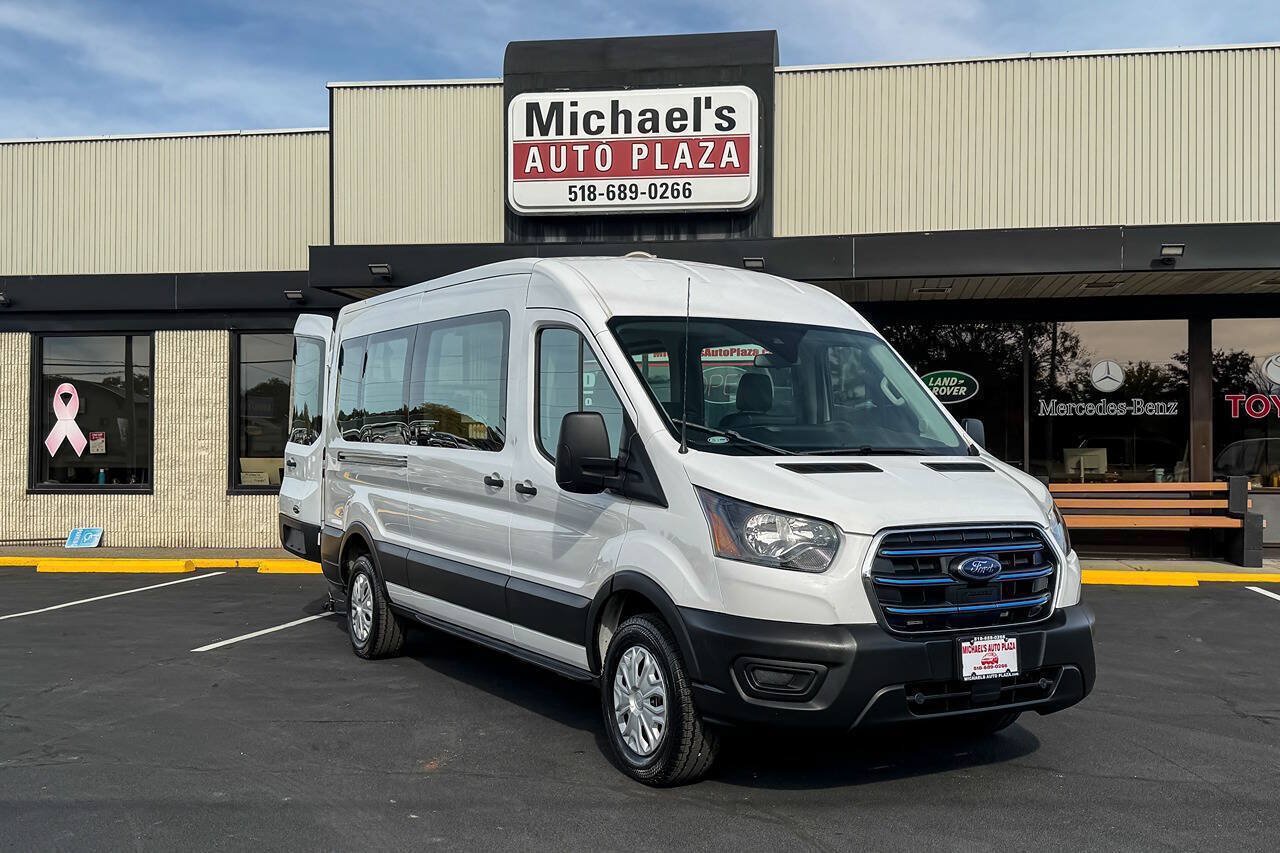 Used 2023 Ford E-Transit Medium Roof RWD image 2