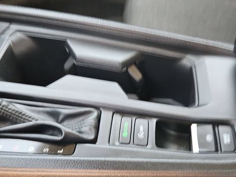 Used 2025 Honda Accord LX image 24