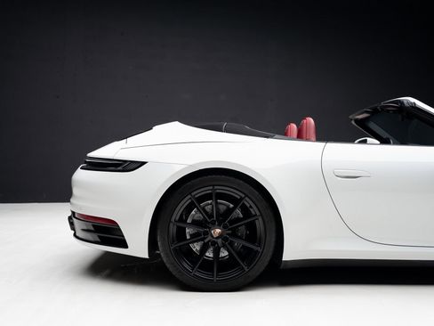 Used 2020 Porsche 911 Carrera image 37