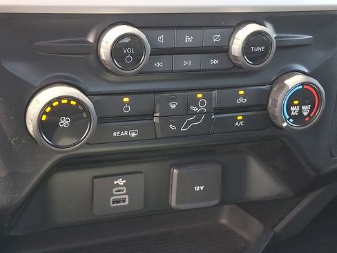 Used 2023 Ford F350 XLT w/ 360-Degree Camera Package AWD/4WD image 14