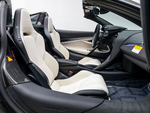 New 2026 McLaren 750S Spider image 14