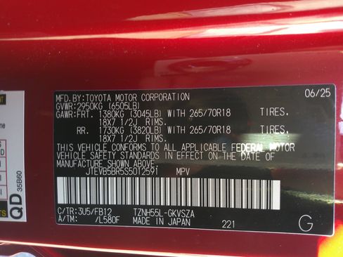 Used 2025 Toyota 4Runner TRD Off-Road image 34