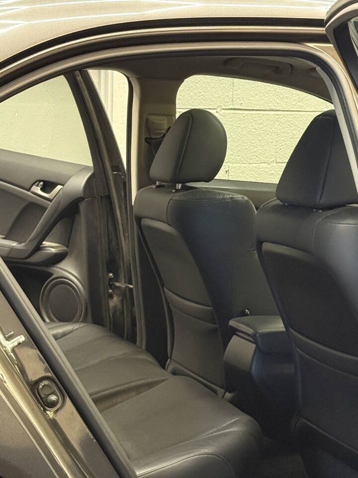 Used 2010 Acura TSX w/ Technology Package FWD image 13