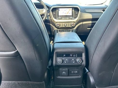 Used 2021 GMC Acadia Denali w/ Denali Technology Package FWD image 23
